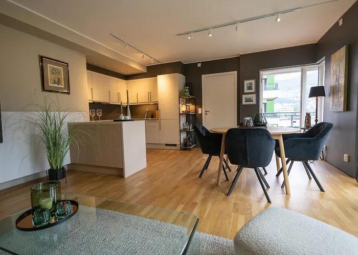 Modern Apartment - Amazing Terrace And Fjord View, Close To City Center